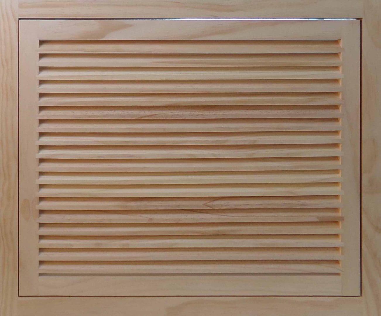 Front Perspective Representation of 28x25 Wood Return Air Filter Grille.