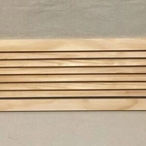 A wooden strip with eight pieces of wood.